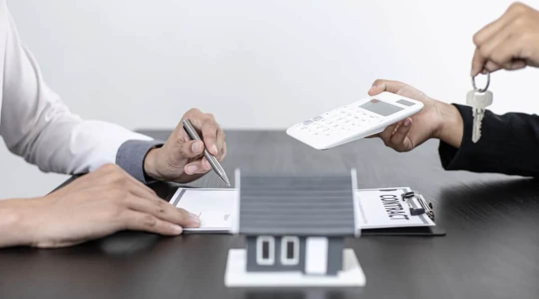 Ile czasu na zapłacenie podatku od sprzedaży nieruchomości? Uniknij kar!